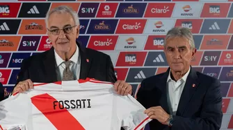 Lo que dijo Juan Carlos Oblitas sobre la continuidad de Jorge Fossati en la selección peruana. | Foto: AFP