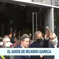 Ricardo Gareca intentó salir caminando del hotel y cantidad de hinchas se lo impidió