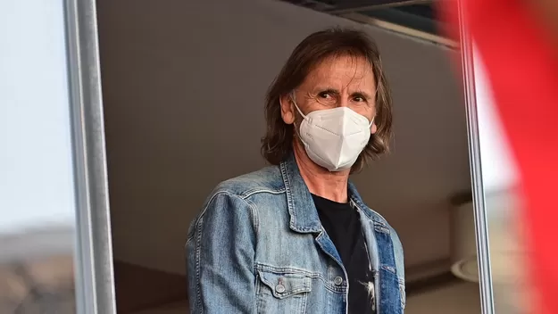 Ricardo Gareca le daría una respuesta a la FPF en Argentina, según ESPN