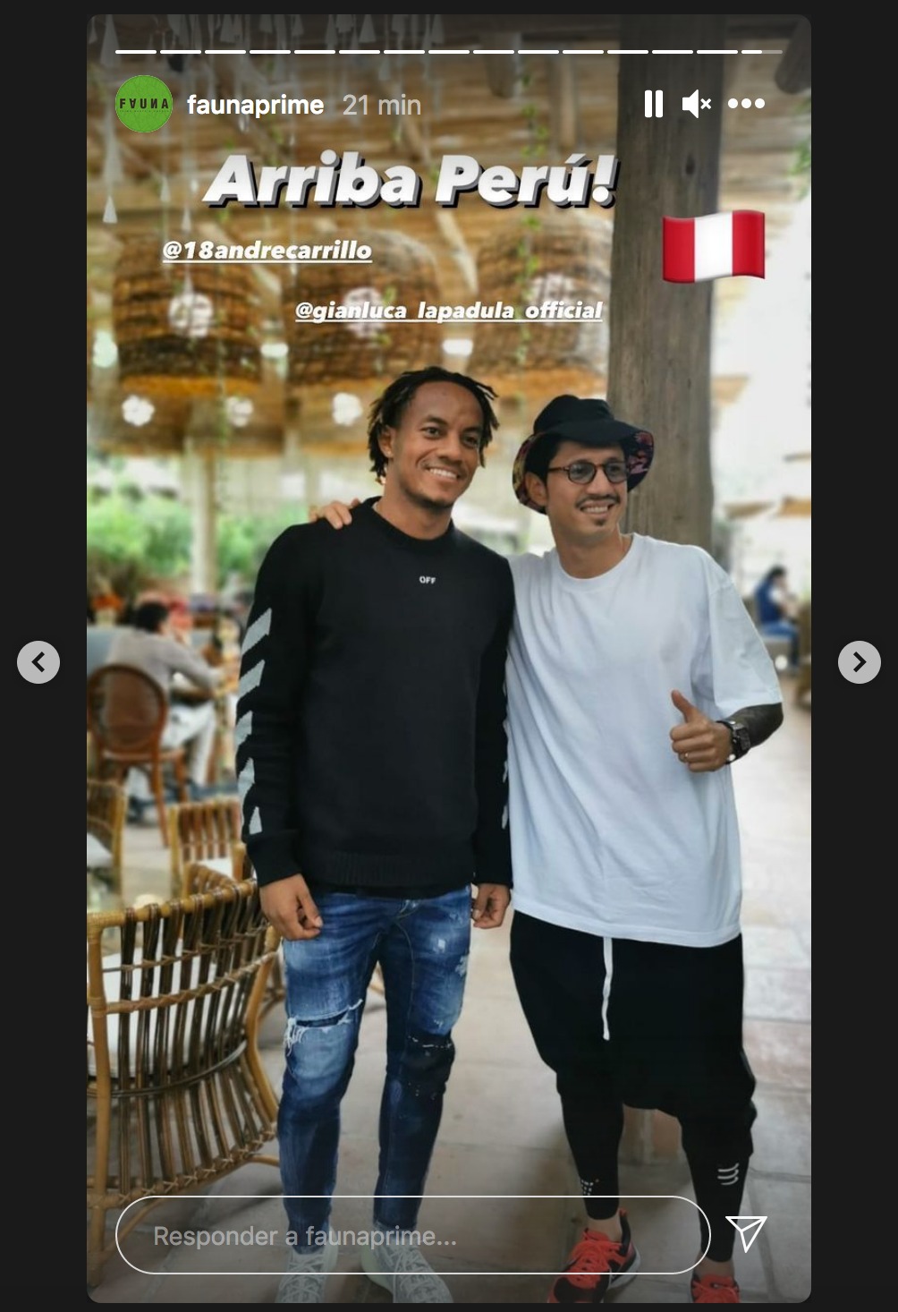 Los seleccionados peruanos fueron captados en restaurante | Foto: Instagram.