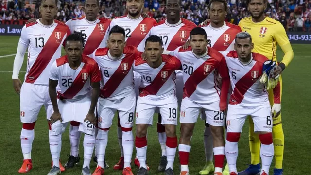 Selección peruana cayó un puesto en la clasificación FIFA | Foto: AFP.