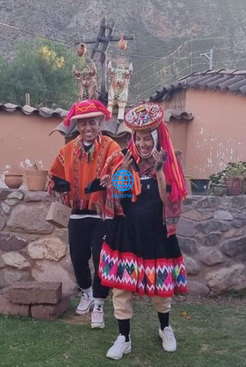 Christian Cueva vistió trajes típicos del Cusco | Foto: América Deportes.