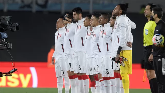 La selección peruana descendió tres posiciones en el ranking FIFA