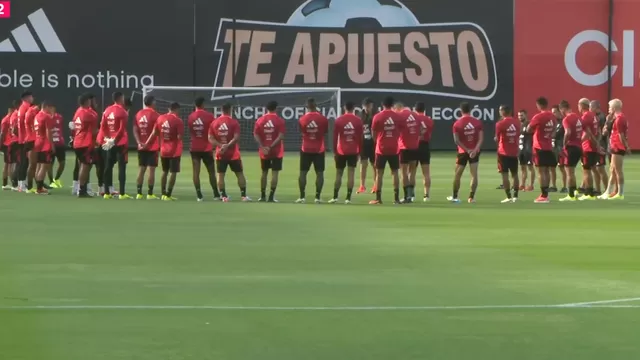 Selección peruana entrena con los 29 convocados por Jorge Fossati