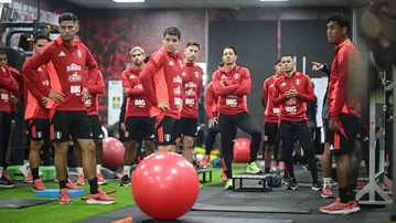 Selección peruana entrenó con grupo casi completo