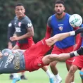 Selección peruana entrenó con Lapadula a un día de su viaje a Uruguay