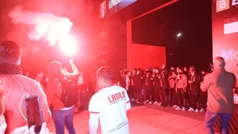 Selección peruana femenina: Hinchas realizaron banderazo previo al viaje a la Copa América