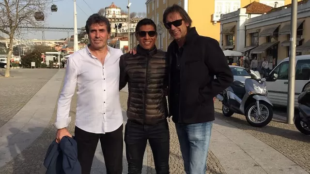 Paolo Hurtado junto a Gareca y N&amp;eacute;stor Bonillo.