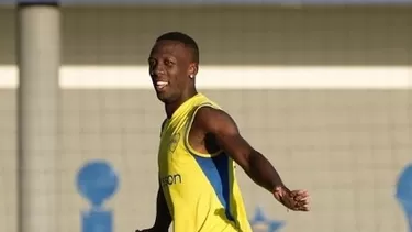 Luis Advíncula sufrió un desgarro, pero está a punto de recibir el alta médico / Foto: Instagram Luis Advíncula