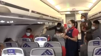 Selección peruana: André Carrillo no se esperó esta sorpresa en el avión rumbo a Brasil