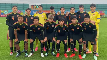 El conjunto peruano logró cuatro victorias y tan solo un empate para adueñarse del primer lugar por encima de Mali y Bielorrusia. | Foto: Bicolor El conjunto peruano logró cuatro victorias y tan solo un empate para adueñarse del primer lugar por encima de Mali y Bielorrusia. | Foto: Bicolor