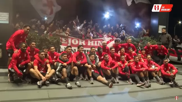 Selección peruana recibió banderazo previo a partido ante Uruguay por las Eliminatorias / Captura / La Bicolor