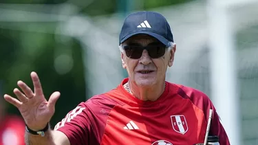 Jorge Fossati, DT de la selección peruana. | Foto: FPF