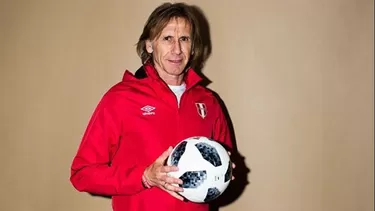 Ricardo Gareca qued&amp;oacute; entre los 10 finalistas. | Video: Cortes&amp;iacute;a FIFA