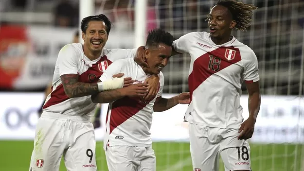 Perú goleó 4-1 a El Salvador en el segundo partido de Reynoso con la 'Bicolor'