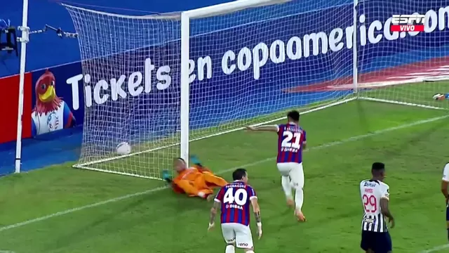 Alianza Lima no pudo contener el empate hasta el minuto final y terminó perdiendo la última jugada. | Video: ESPN.