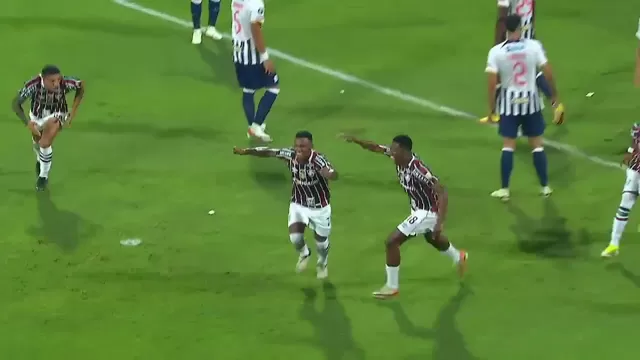 Marquinhos de cabeza marcó la igualdad para Fluminense en el Alejandro Villanueva. | Video: ESPN