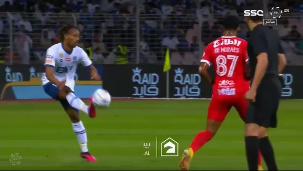 André Carrillo y un pase exquisito en el Al-Hilal vs. Al-Wahda