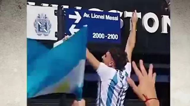 Argentina: Hinchas cambian nombres de las avenidas por la de los campeones del mundo