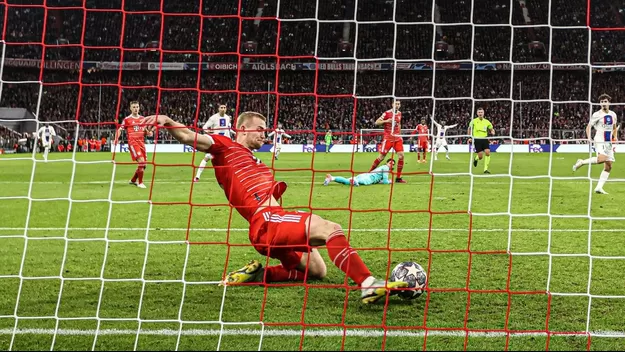 Bayern Munich vs. PSG: La espectacular salvada de De Ligt tras remate de Vitinha