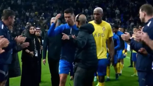 Cristiano Ronaldo se enfadó al momento de la premiación. | Video: Bayat Al-Hilal