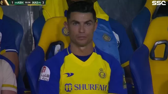 Cristiano Ronaldo y su reacción tras ser cambiado en el Al-Nassr vs. Abha