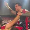 Gianluca Lapadula recibió el reconocimiento de sus compañeros