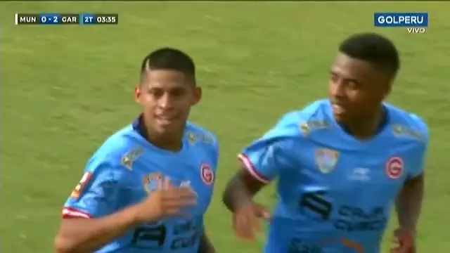 Garcilaso viene sorprendiendo a la &#39;Academia&#39; en condición de visitante. El atacante de 26 años amplió la cuenta para el Deportivo Garcilaso.  | Video: GOL Perú.