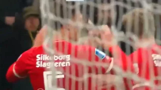 Oliver Sonne brindó asistencia de gol en triunfo del Silkeborg ante Copenhague