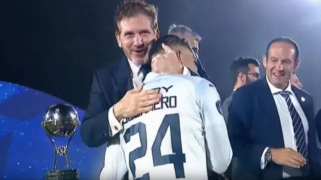 Paolo Guerrero ganó la primera Copa Sudamericana de su carrera. | Video: ESPN