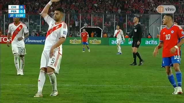 Perú vs. Chile: Carlos Zambrano se fue lesionado del campo de juego