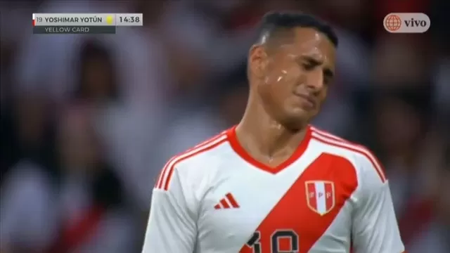 Perú vs. Marruecos: Yoshimar Yotún se ganó la amarilla por esta falta