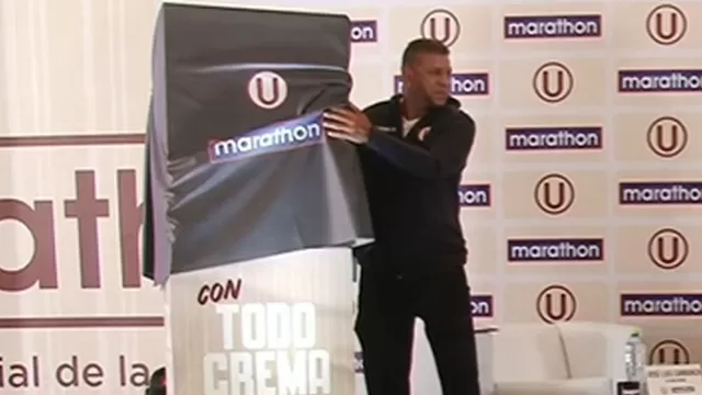 José Luis Carranza presentó camiseta crema. | Video: YouTube Universitario