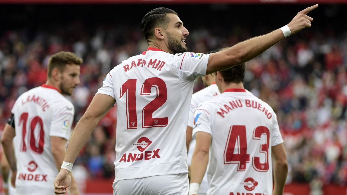 Real Madrid sufrió un gol a los 3' de Rafa Mir para el Sevilla