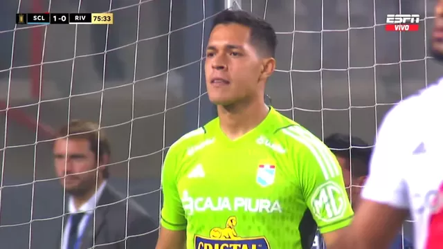 Sporting Cristal vs. River Plate: Solís atajó un penal cobrado por el VAR