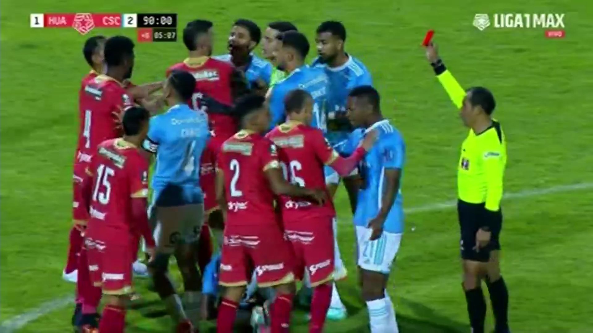 Sporting Cristal vs. Sport Huancayo: Se armó la bronca tras una falta a Corozo