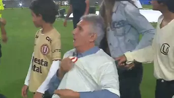 Universitario: Hinchada ovacionó a Percy Rojas en la Noche Crema