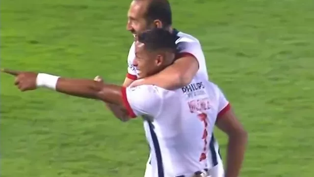 Yordi Vílchez abrió el marcador en Matute. | Video: Gol Perú