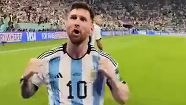 ¡La celebración de Messi en primera fila!