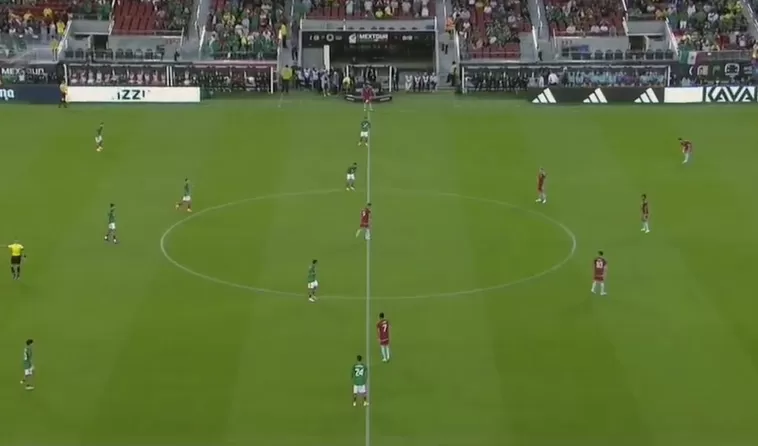 Colombia hizo ante México el saque inicial en los dos tiempos durante amistoso
