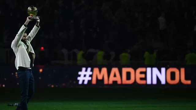 Olympique de Lyon celebra Balón de Oro de Karim Benzema