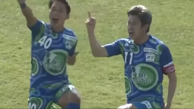 Gol de Kazu Miura en la cuarta división del fútbol japonés 