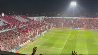 Hinchas de Instituto al ritmo de Celia Cruz 