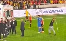 ¡Insólito! Hincha ataca a portero en el fútbol turco - Noticias de futbol-internacional