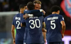 Una genialidad: Messi marcó un brillante gol de tiro libre ante el Niza  - Noticias de jordi-alba
