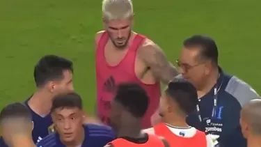 Messi está bien protegido en la Scaloneta. | Video: TyC Sports