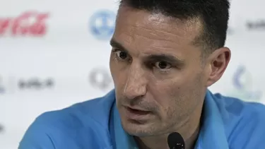 Lionel Scaloni y un incómodo momento con periodistas. | Foto: AFP/Video: TyC Sports