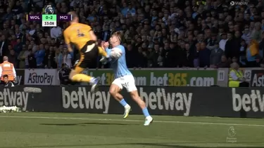 Brutal entrada contra Jack Grealish. | Video: Eleven