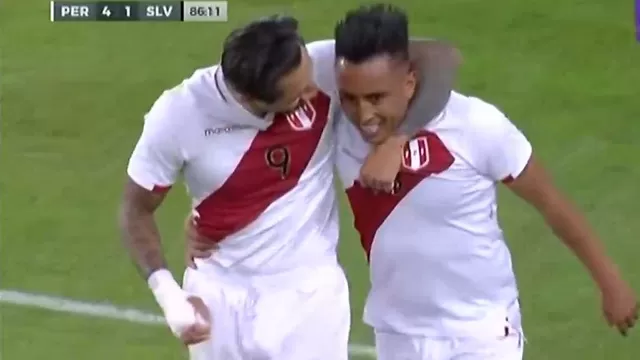 Perú vs. El Salvador: Christian Cueva marcó el 4-1 de penal para la &#39;Bicolor&#39;