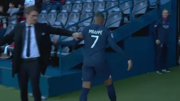 PSG: Kylian Mbappé y un gesto subido de tono que hizo tras la goleada de su equipo
